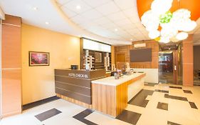 Life Hotel Sudirman Surabaya